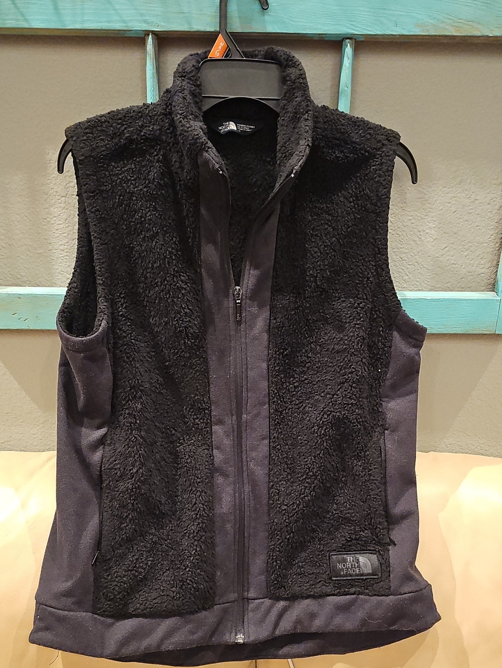 The North Face Womans Black Sherpa Fleece Vest with Smooth Side Panels
